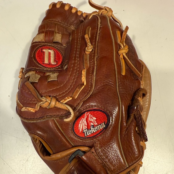 Nokona baseball softball glove - Picture 1 of 6